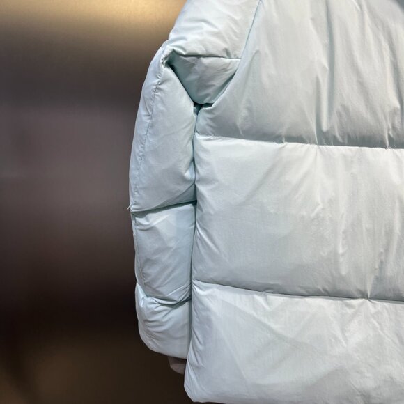 Canada Goose Light Blue Down Jacket – Authentic, Excellent Condition - Picture 6 of 13